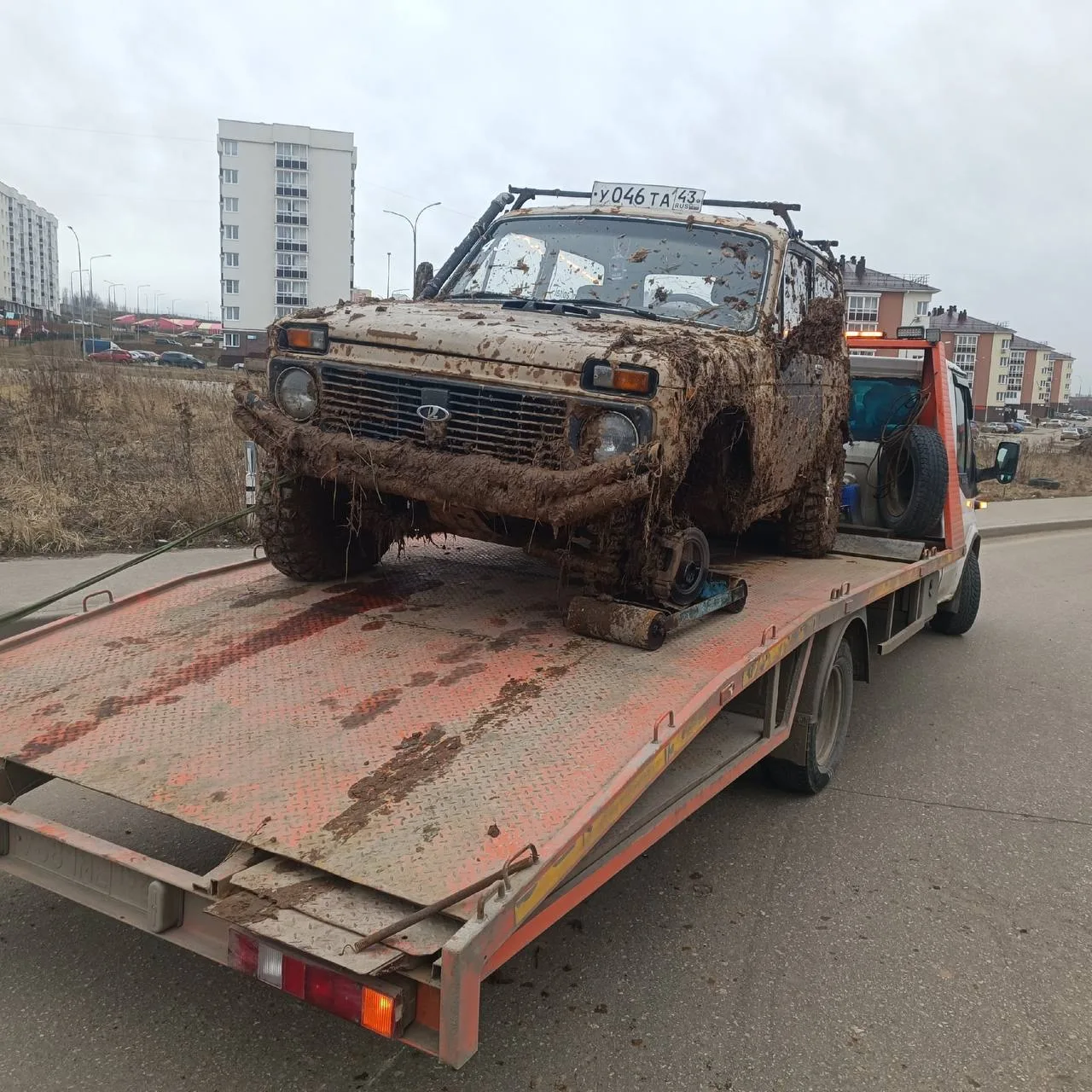 Эвакуатор на Южном шоссе в Автозаводском районе