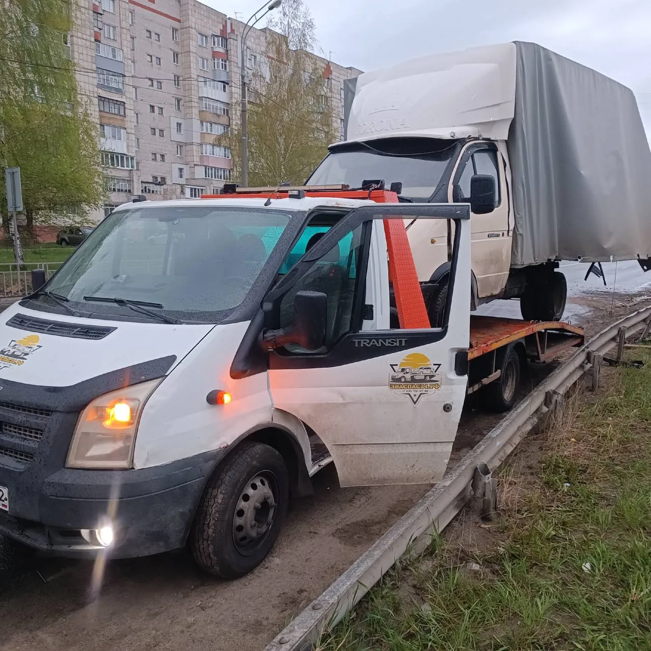 Эвакуатор в Верхних Печёрах на крутом подъёме